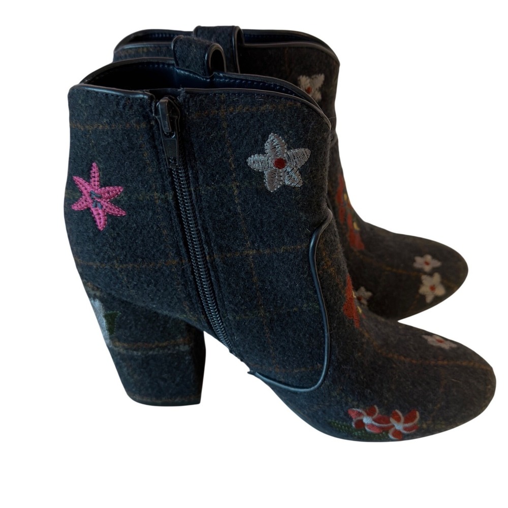 Indigo Rd. Juke Embroidered Plaid Ankle Heeled Boots Size 6.5 Y2K Boho Western